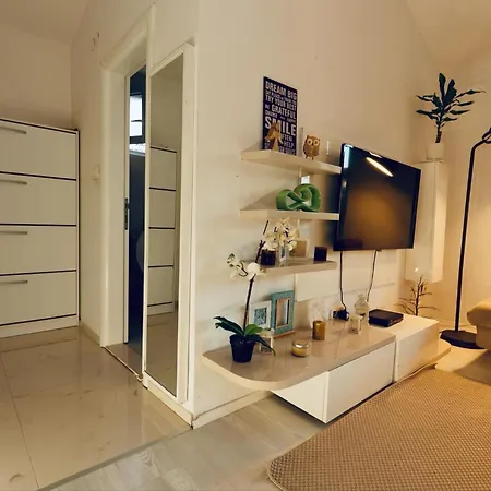 Heart Of Debar Maalo Apartment